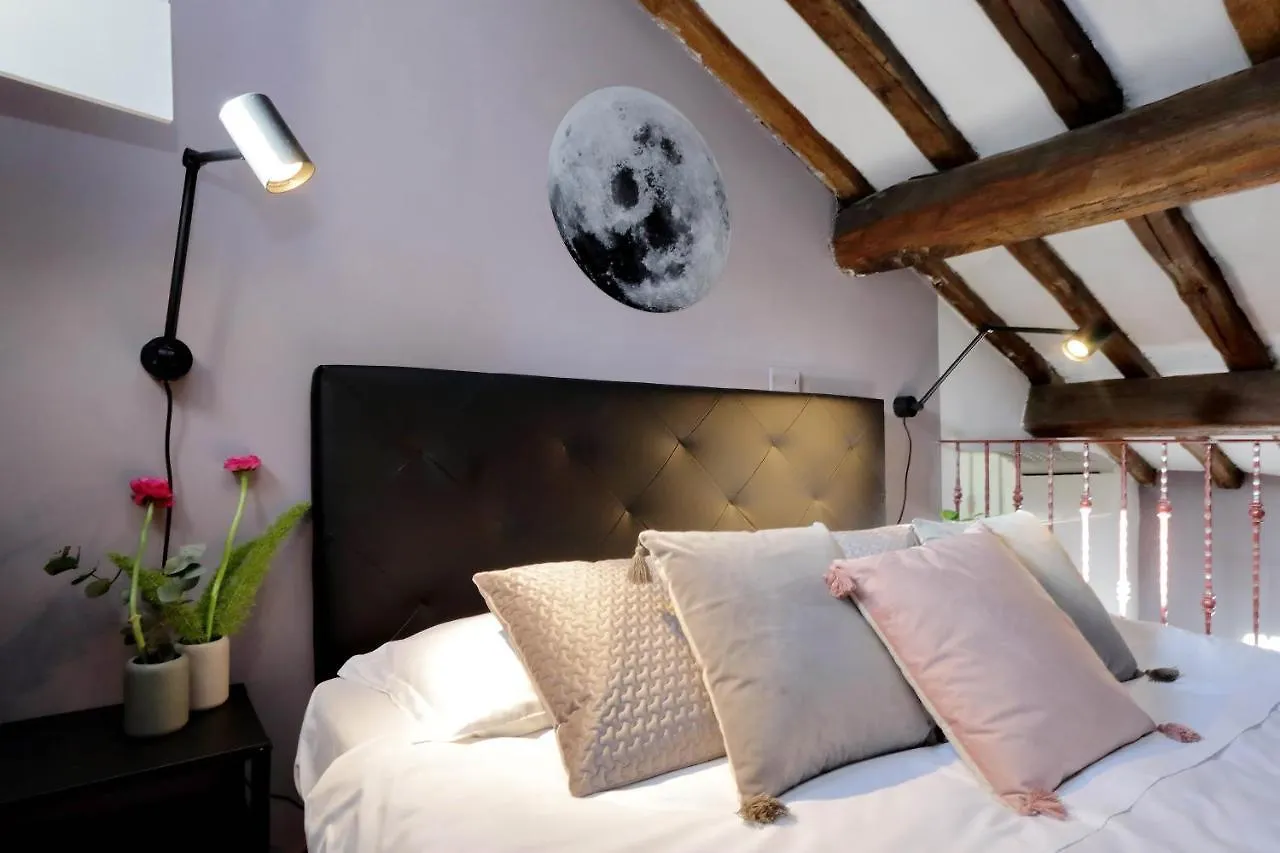 Campo De Fiori Apartment Rome